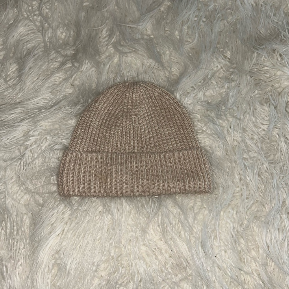 Cozy H&M Tan Knit Beanie
